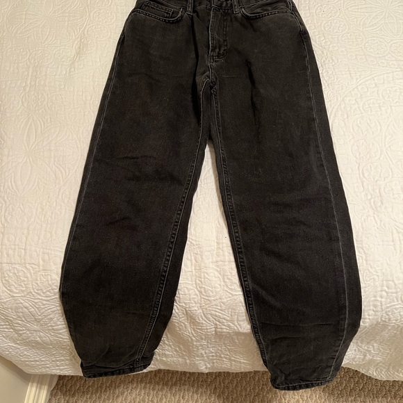 Black denim BDG mom jeans - Picture 2 of 3
